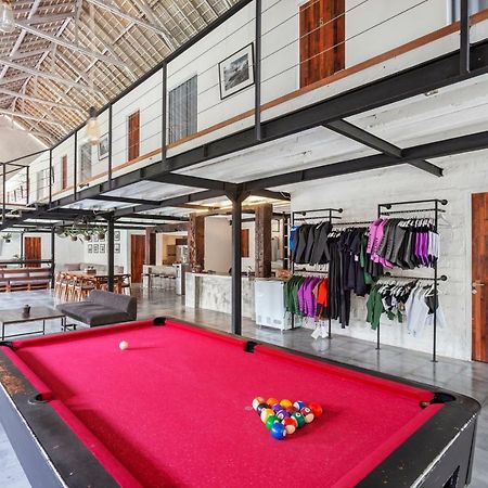 Takeoff Surf Camp & Hotel Canggu  Exterior photo