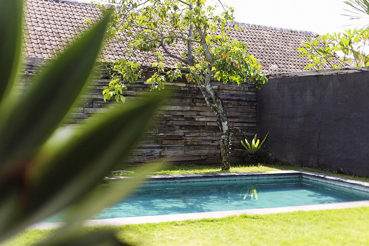 Takeoff Surf Camp & Hotel Canggu  Exterior photo
