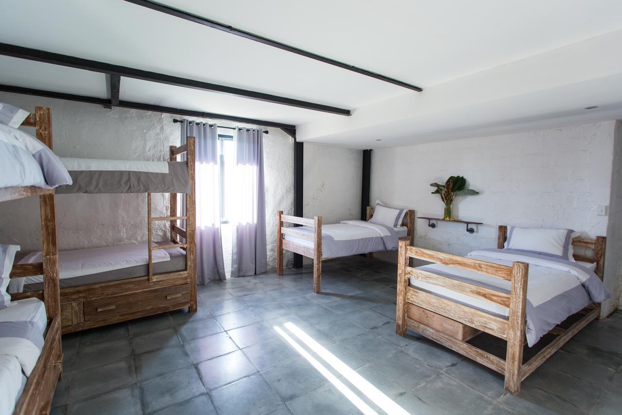 Takeoff Surf Camp & Hotel Canggu  Exterior photo