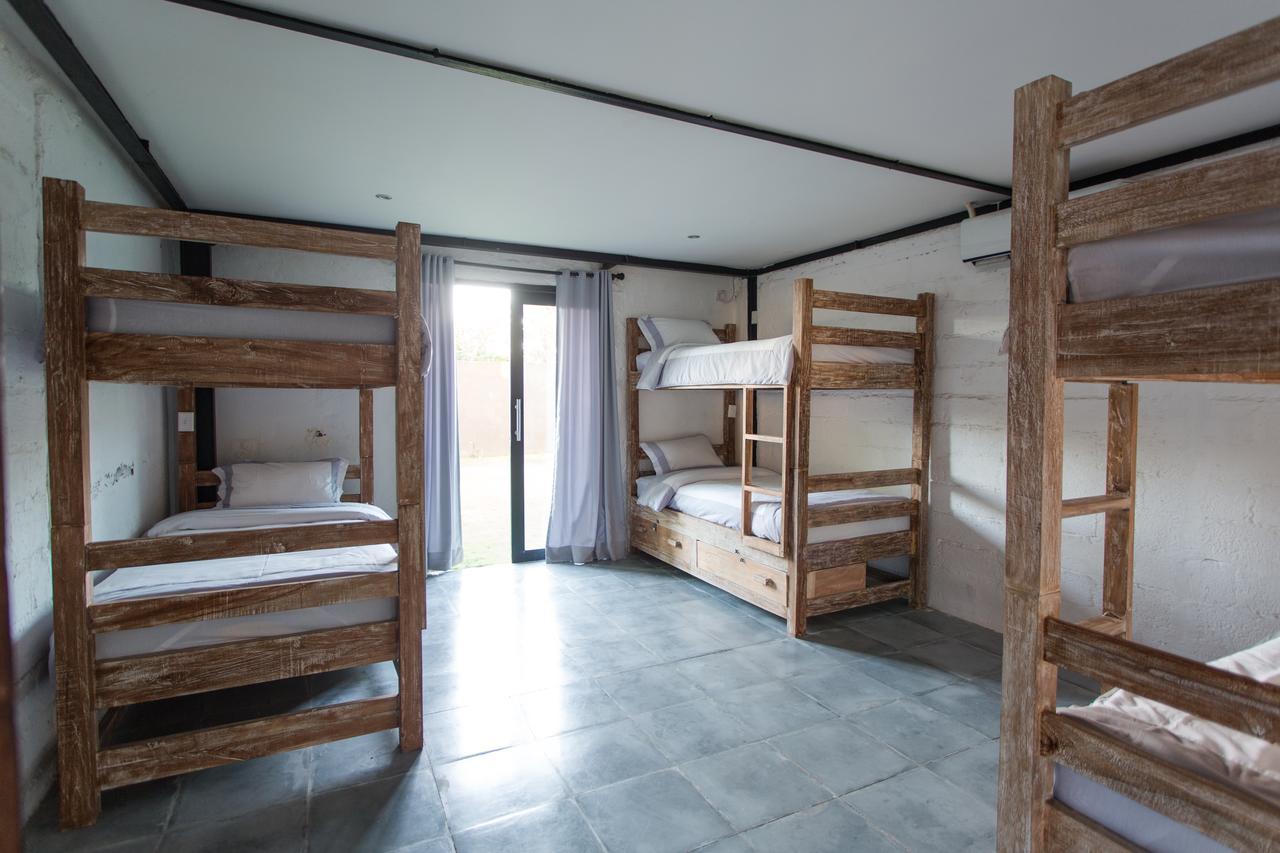 Takeoff Surf Camp & Hotel Canggu  Exterior photo