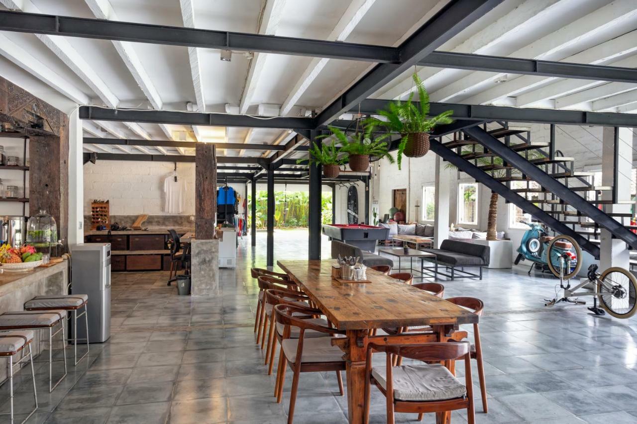 Takeoff Surf Camp & Hotel Canggu  Exterior photo