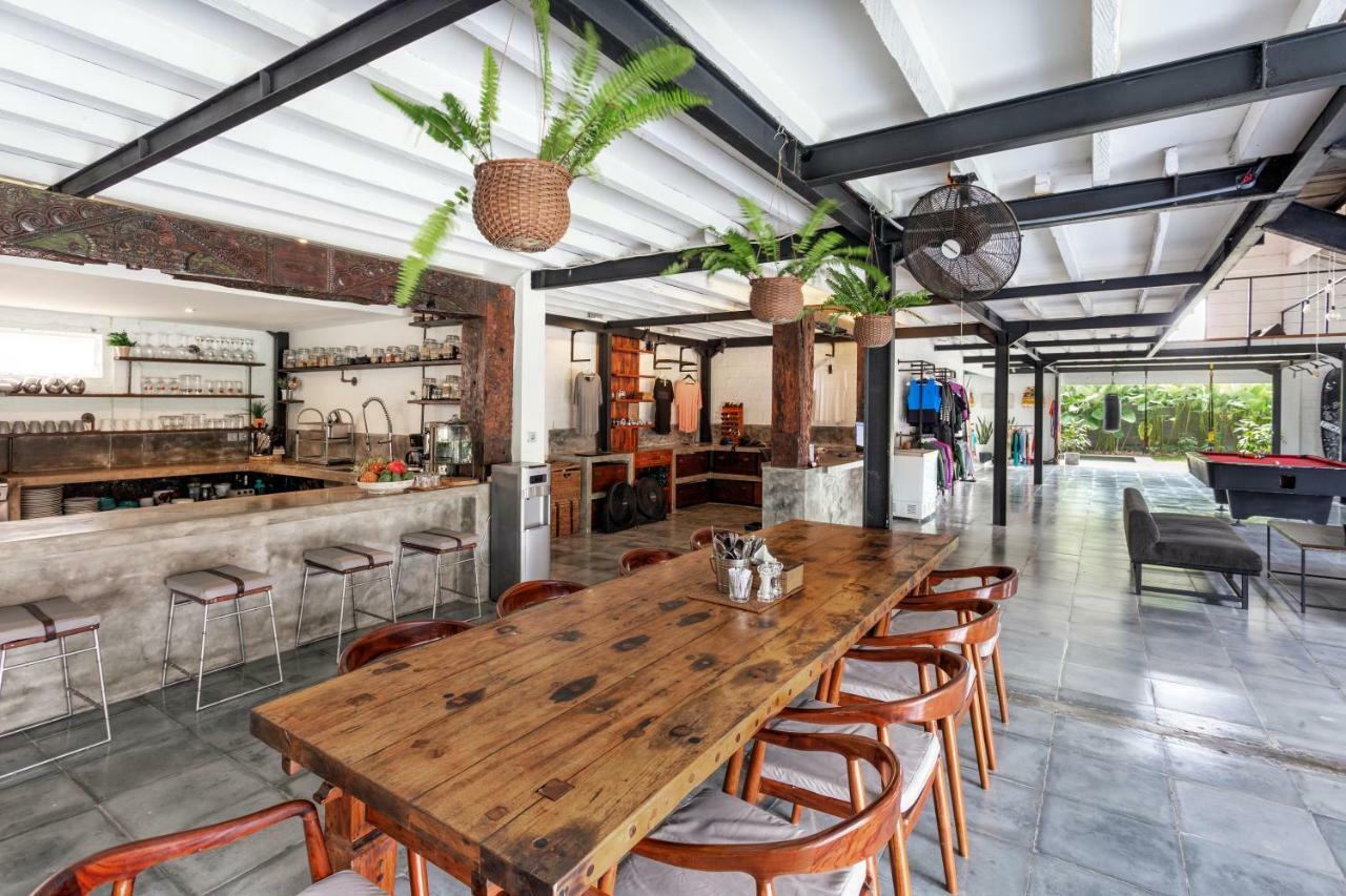 Takeoff Surf Camp & Hotel Canggu  Exterior photo